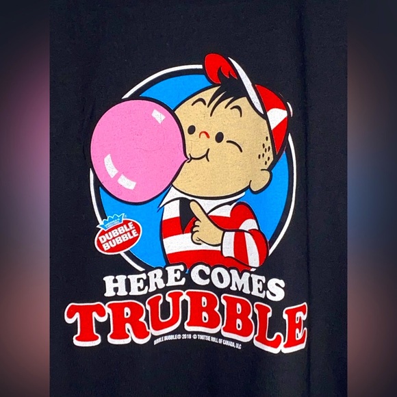 Brisco Black Men's T-Shirt - Bubblegum Design - Picture 3 of 4